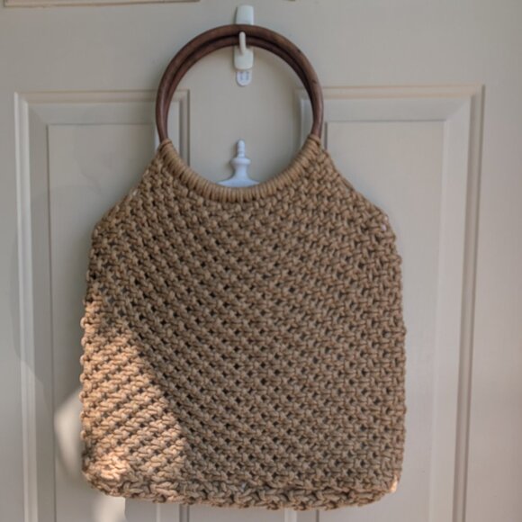 Trina Turk Handbags - Trina Turk woven jute purse with wooden handles